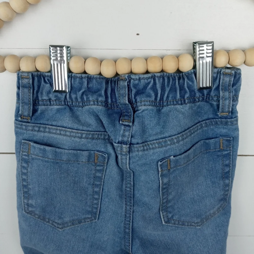 Old Navy boys size 2T light wash elastic waist jeans, snap no zip fly